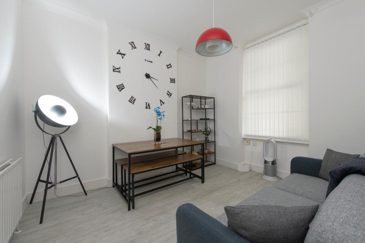 Tower Bridge Exclusive Two Bedroom Apartment London Exterior foto