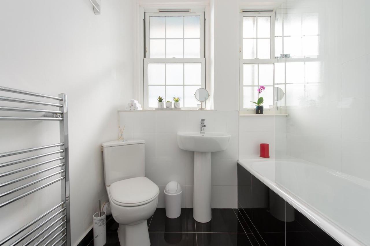 Tower Bridge Exclusive Two Bedroom Apartment London Exterior foto