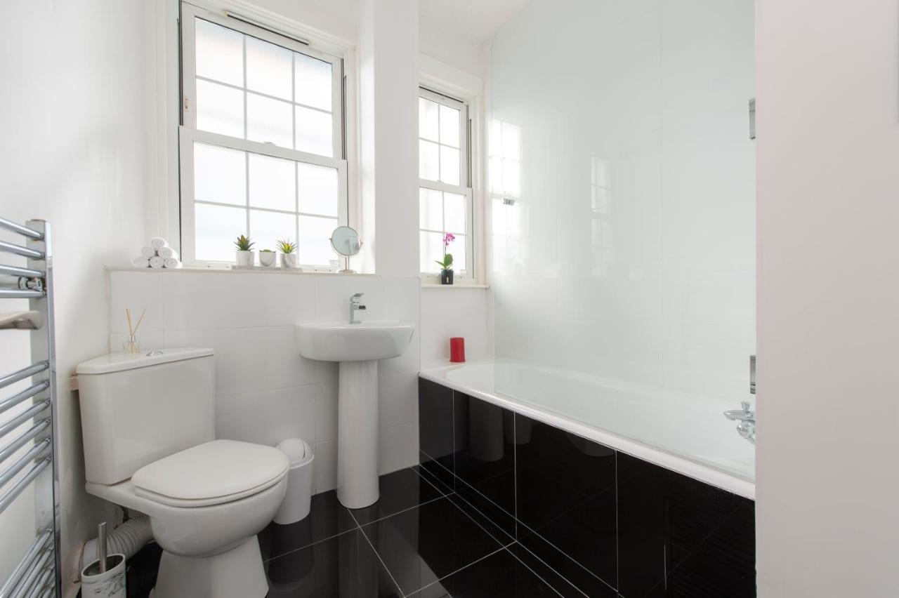 Tower Bridge Exclusive Two Bedroom Apartment London Exterior foto